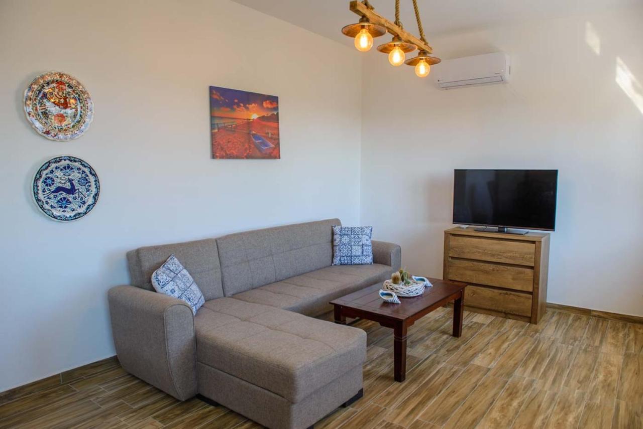 Blue Bay Villas , Ground Floor Archangelos  Buitenkant foto